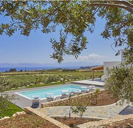 3 bedroom villa with pool near Scopollo, sleeps 6